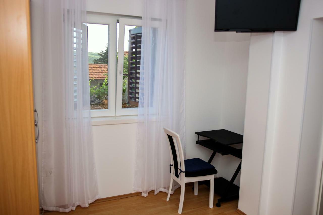 Apartment Nakic Vrpolje Kültér fotó