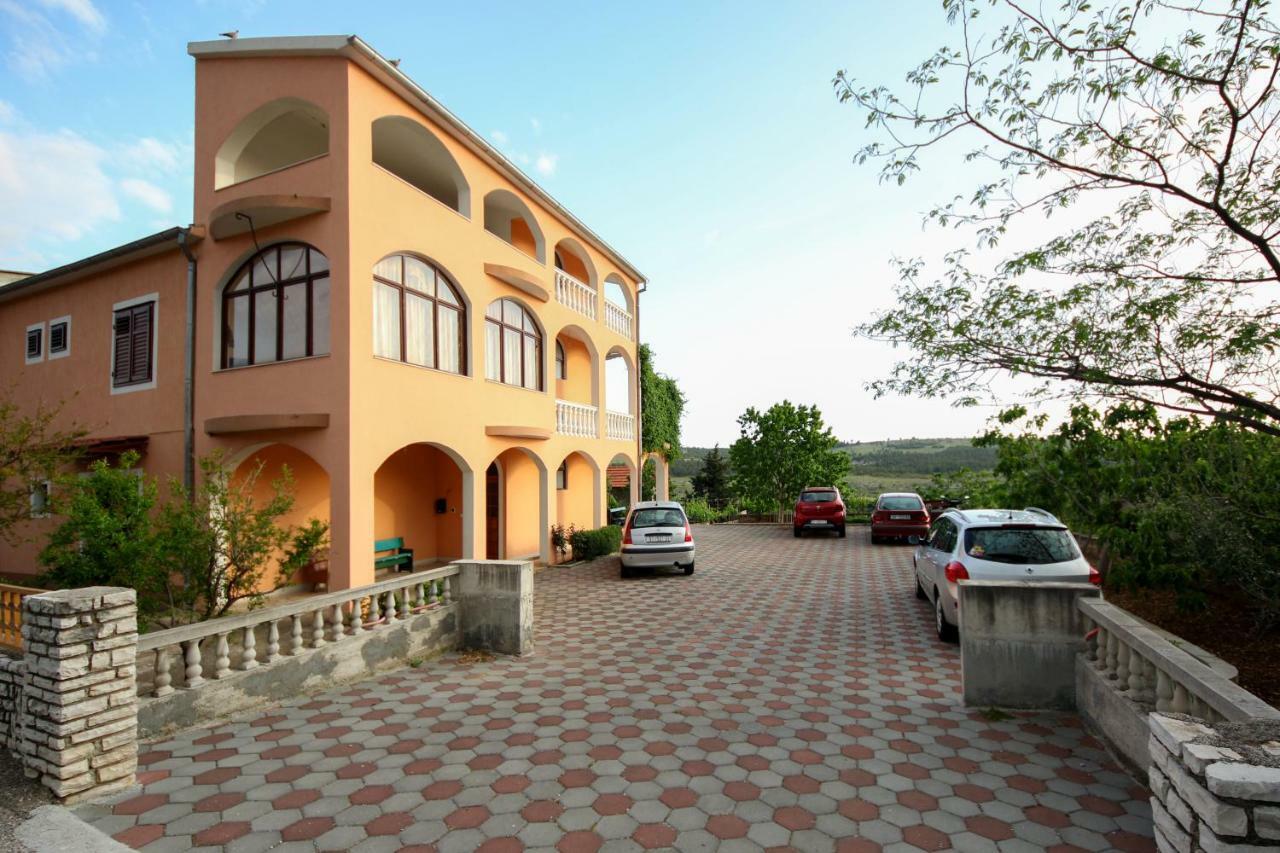 Apartment Nakic Vrpolje Kültér fotó